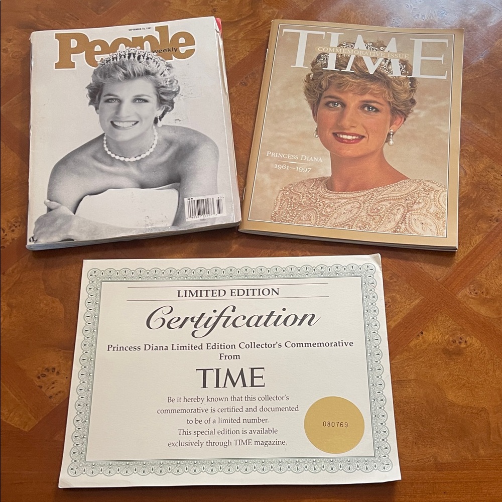 Princess Diana Limited Edition Commemorative Set - Beige/Cream